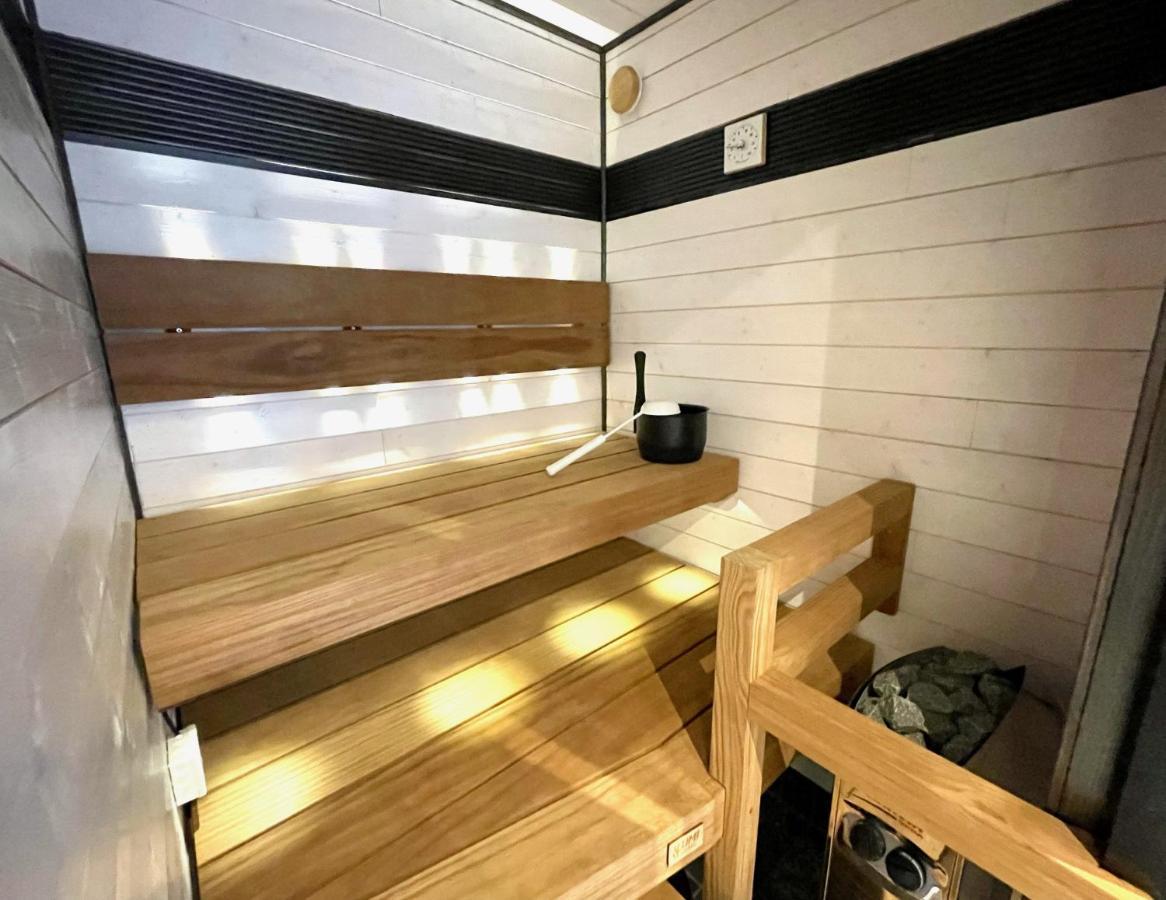 Cozy Renovated House With A Lot Of Parking Space. Haparanda  Dış mekan fotoğraf